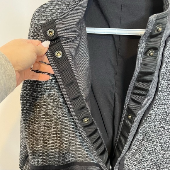 Lululemon Cocoon Car Coat - Picture 8 of 9